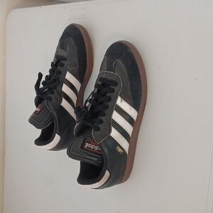 Mens adidas Samba Classic Black Gum Sole Size 8